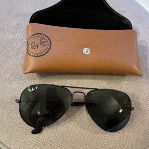 RayBan Pilot in black - good content